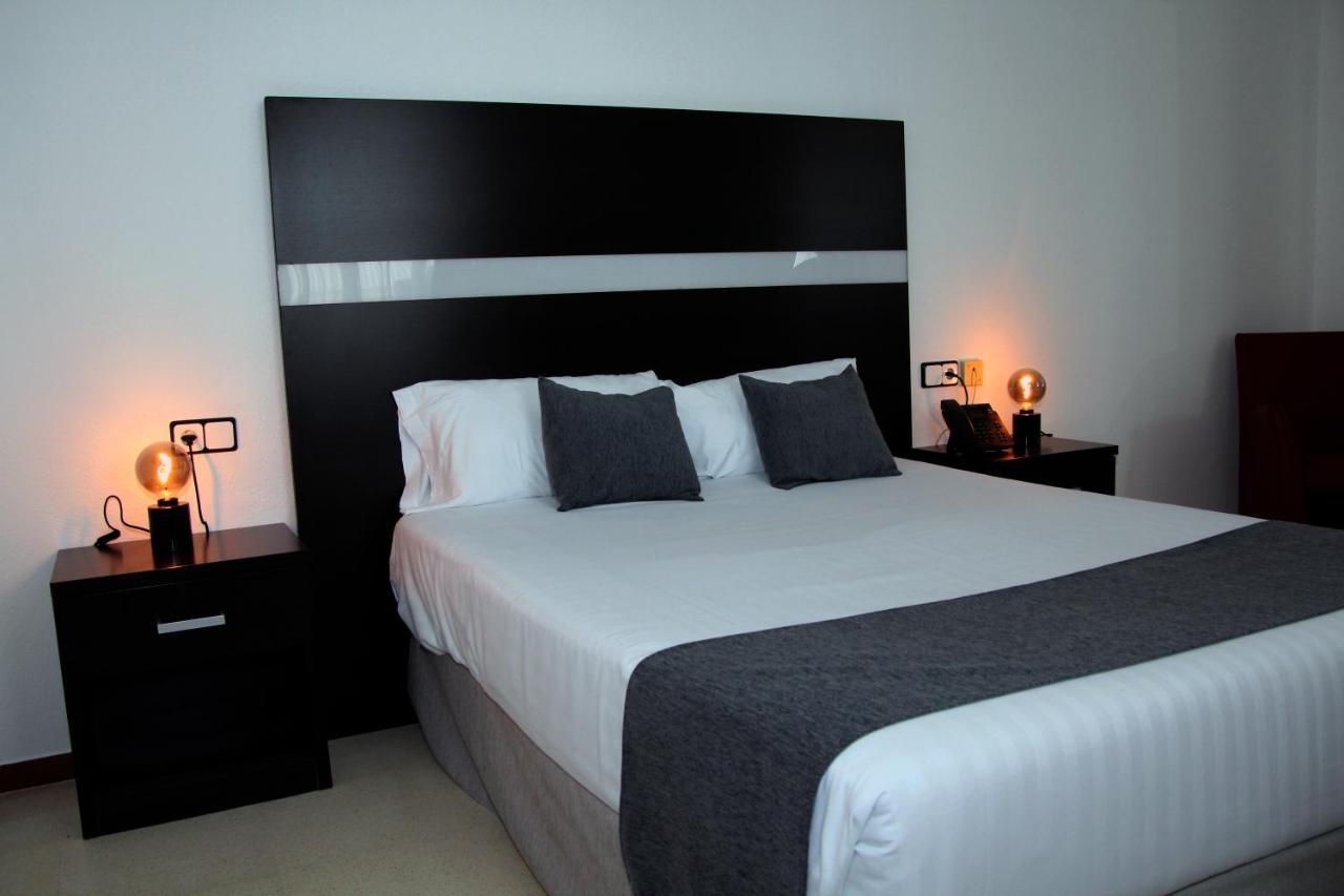 Hotel Jm Jardin De La Reina